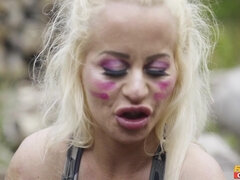 Amateur, Lamer culo, Morena, Corridas, Europeo, Cuadrupleta, Al aire libre, Nalgadas