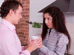 Большой член, Минет, Брюнетки, Сперма на лице, Натуральные сиськи, Крошечные, Тощие, Сиськи