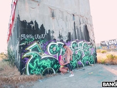 Cul, Sucer une bite, Queue, Énorme, De plein air, Public, Russe, Serré