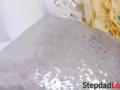 Grosse bite, Sucer une bite, Papa, Fille, Monstre, Orgasme, Gicler, Suçant