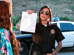 Culo grande, Morena, Penetracion con dedos, Lesbiana, Lamidas, Lencería, Coño, Tatuaje