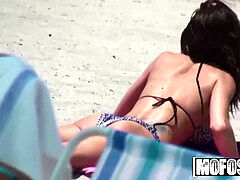 Любители, Пляж, Молоденькие