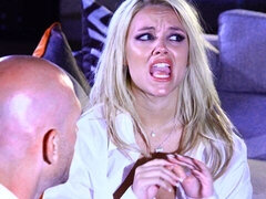 Grosser arsch, Grosser schwanz, Grosse titten, Blondine, Hundestellung, Milf, Im freien, Titten