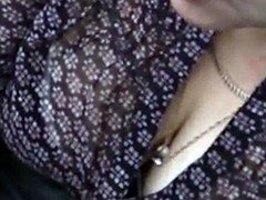 Candid Cleavage 10