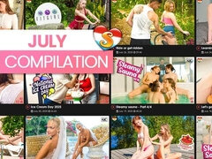 18 ans, Grosse bite, Sucer une bite, Compilation, En levrette, Seins naturels, Adolescente, Nénés