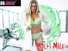 Cul, Gros seins, Sucer une bite, Lingerie, Mère que j'aimerais baiser, Maman, Pov, Réalité