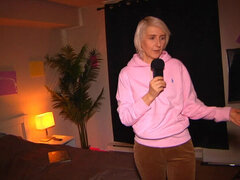 Leie, Blondine, Sperma im mund, Hd, Selbstgemacht, Milf, Orgasmus, Rau