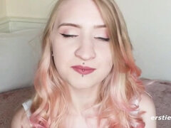 Blondine, Deutsch, Behaart, Natürlichen titten, Nippel, Muschi, Solo, Tätowierung