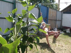 Любители, Блондинки, Европейки, Хд, Мастурбация, На природе, Соло, Подглядывание