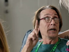 デカ尻, ブロンド, チン, 家族, 目瞪口呆, 乳首, オマンコ, ラフ