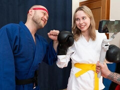 18 años, Anal, Culo grande, Mamada, Estilo perrito, Tetas naturales, Adolescente, Tetas