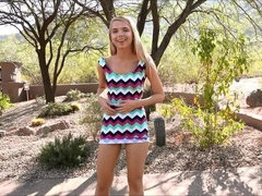 Анальный секс, Мастурбация, Оргазм, На публике, Застенчивая, Соло, Игрушки, Под юбкой