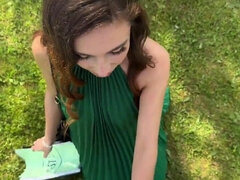 Belleza, Rubia, Checa, Tetas naturales, Nylon, Al aire libre, Seducido, Medias largas