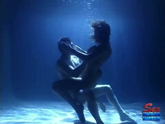 Jaelyn Fox underwater sex