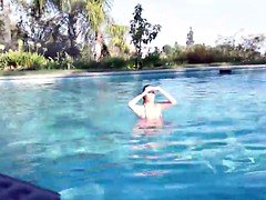 Universidad, Cuadrupleta, Sexo duro, Al aire libre, Piscina, Adolescente