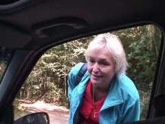 Grosser schwanz, Blondine, Schwanz, Oma, Riesenschwanz, Milf, Im freien, Muschi