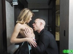 Grosse bite, Sucer une bite, Britannique, Maigrichonne, Nénés