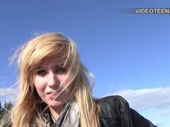 Audition, Blonde, Collège université, Queue, De plein air, Chatte, Jupe, Nénés