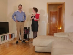 Real Estate Agent Fucks The Client - Merce Vip