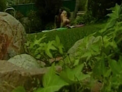 18 jahre, Braunhaarige, Lesbisch, Masturbation, Natürlich, Zierlich, Titten