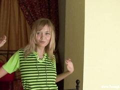 Culo, Estilo perrito, Pajear, Afeitado, Flaco, Estriptis, Adolescente, Tetas