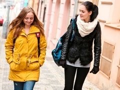 Kont, Jonge meid, Vingeren, Zoenen, Likken, Kut duiken, Schoolmeisje, Strippen