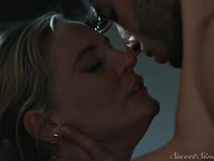 Красотки, Милф