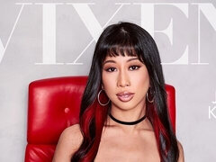 18 jahre, Asiatisch, Grosser schwanz, Grosse titten, Blasen, Hundestellung, Behaart, Jungendliche (18+)