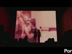 18 ans, Derrière les coulisses, Célébrité, Poupée, Noir ébène, Marrant, Mère que j'aimerais baiser, Actrice du porno