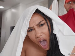 Анальный секс, Жопа, Красотки, Большие сиськи, Пухленькие, Член, Черненькие, Массаж