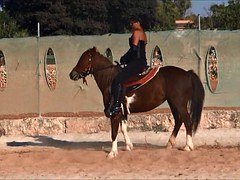 フェムドム, 馬乗り
