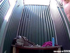 Любители, Большие сиськи, Чешки, Зрелые, На природе, Бассейн, Душ, Соло