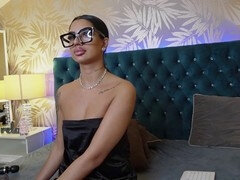 Américain, Anal, Cul à la bouche, Bondage domination sadisme masochisme, Papa, Branlette thaïlandaise, Masturbation, Jouets