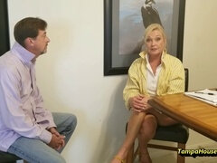 フェラチオ, エロ熟女, 女, 淫乱熟女, 母, オーガズム, ハメ撮り, スカートのぞき