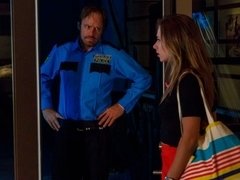 Blondine, Blasen, Hundestellung, Puppe, Handjob, Hardcore, Masturbation, Entkleiden