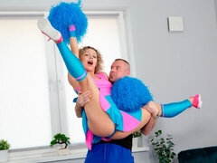 Culo grande, Verga grande, Estilo perrito, Flexible, Tetas naturales, Cabello corto, Adolescente, Tetas