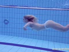Blond, Europees, Vrouw, Nudist, Biljart, Softcore pornografie, Alleen, Tiener