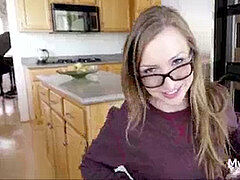 娘, 小柄, ガリガリ, ティーン, ヤリマンの