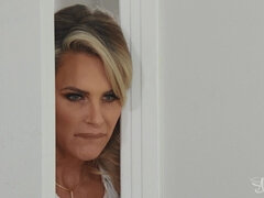 69, デカ尻, フェラチオ, 巨乳な, 捕まる, キス, ピアス, 靴下