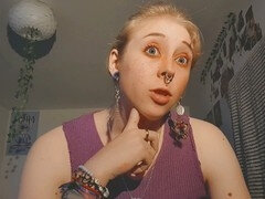 Dommy mommy from Germany showers praise kink on a mummy