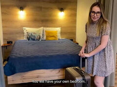 Gros cul, Éjaculation interne, Fait maison, Hôtel, Mère que j'aimerais baiser, Réalité, Russe, Belle mère