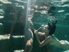 Grote lul, Pijpbeurt, Interraciaal, Natuurlijke tieten, Mager, Tatoeage, Tiener, Tieten likken