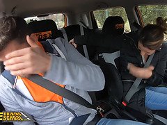 Mamada, Garganta profunda, Estilo perrito, Hd, Orgasmo, Pov, Público, Flaco