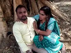 Bengali sexy village wife chitting her husband and meet her boyfriend outdoor, Bengali Sex video