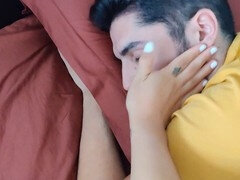 Culo grande, Novio, Engañando, Cornudo, Pies, Masturbacion con pies, Mamá, Chorro