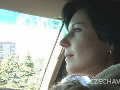 Beauté, Gros cul, Sucer une bite, Brunette brune, Poilue, Branlette thaïlandaise, Mère que j'aimerais baiser, Rugueux