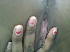 Very beautiful Malagasy pink pussy in front of the cam