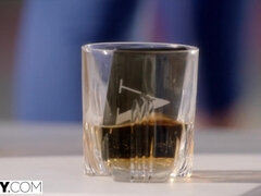 In den arsch, Aus dem arsch in den mund, Blondine, Blasen, Doppelpenetration, Aufs gesicht abspritzen, Reiten, Flotter dreier