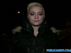 Gros seins, Blonde, En levrette, Hard, Hd, Pov, Public, Réalité