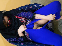 Hijab Muslim Girlfriend Fucked Hard at Home - Desi Bhabhi Doggystyle Creampie